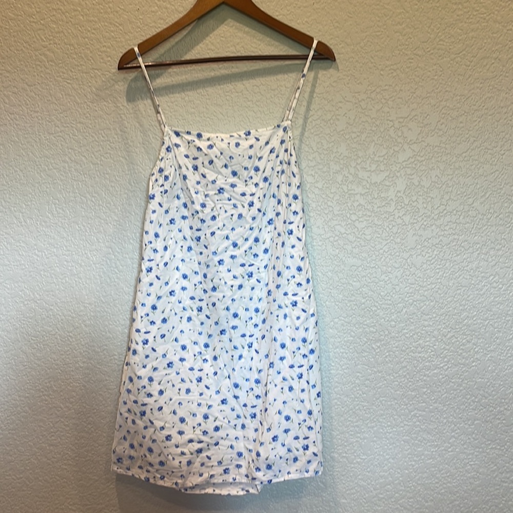 AE DRESS - Picture 3 of 4